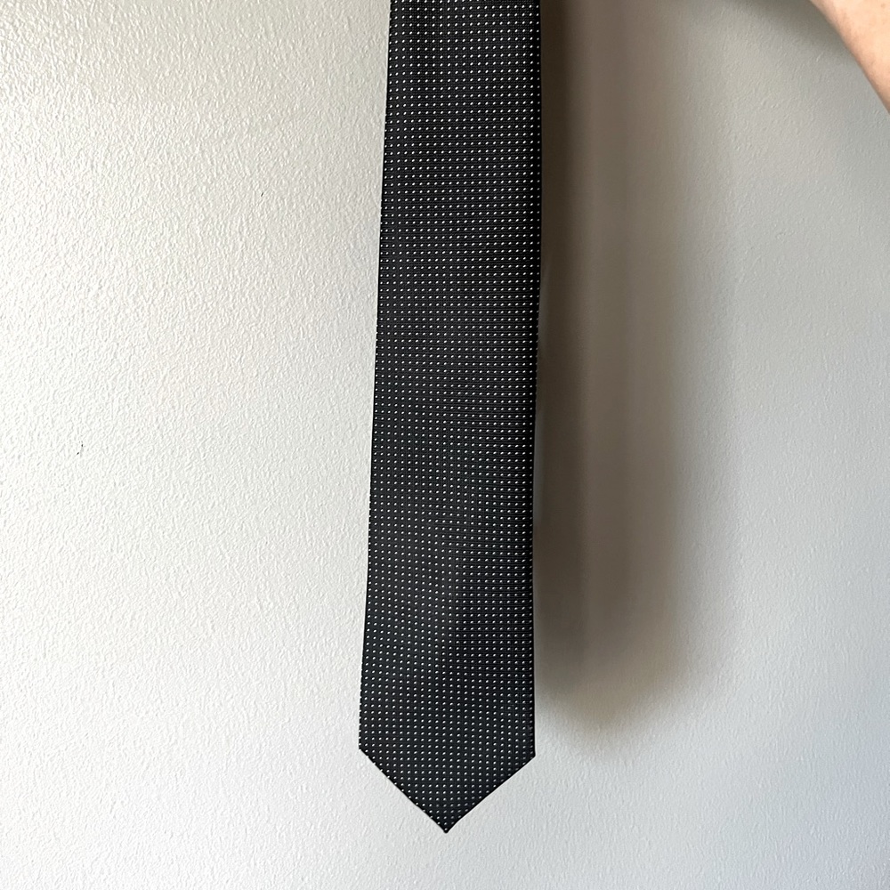 NWT nautica Necktie black and white